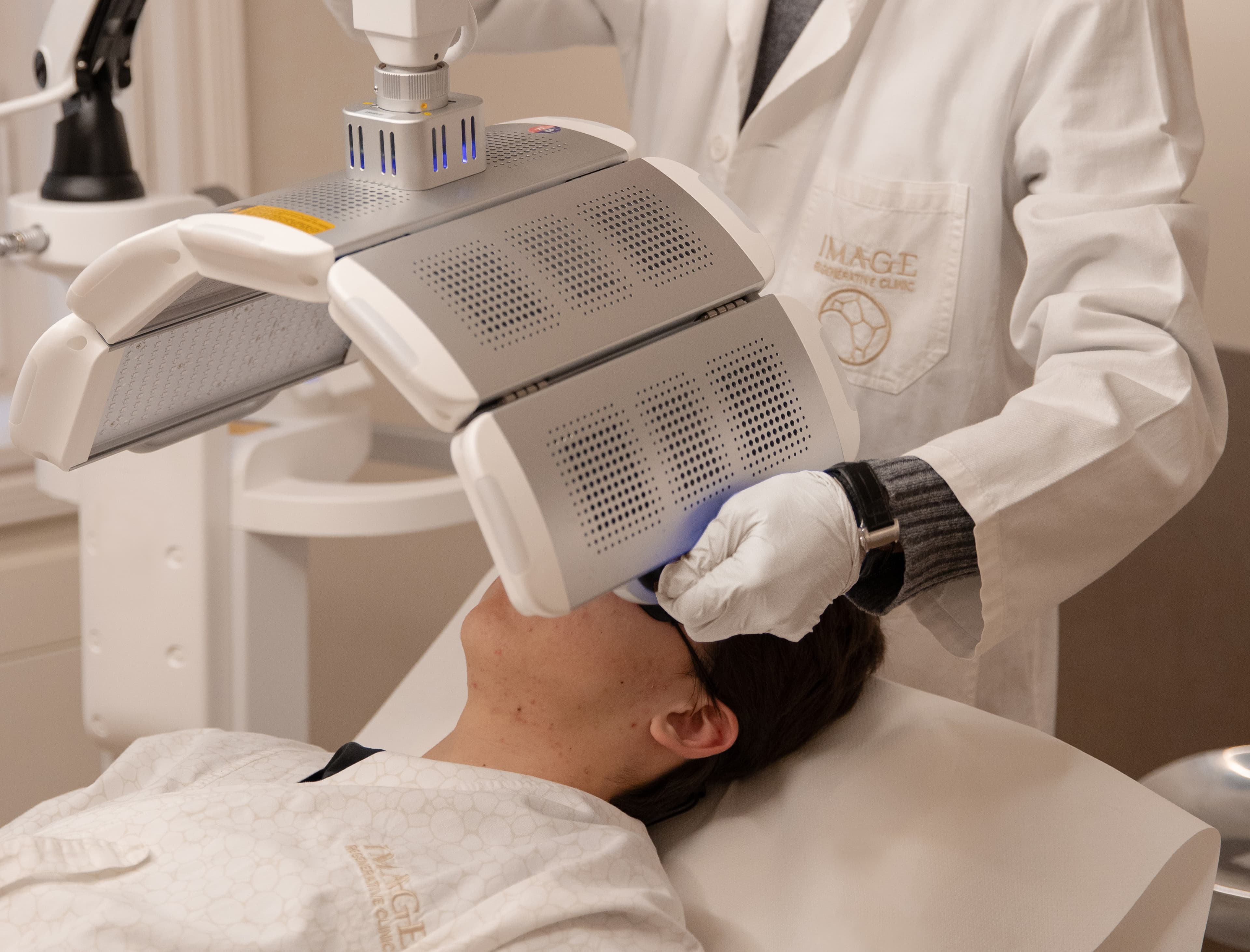 Come funziona il trattamento Kleresca contro l'acne?